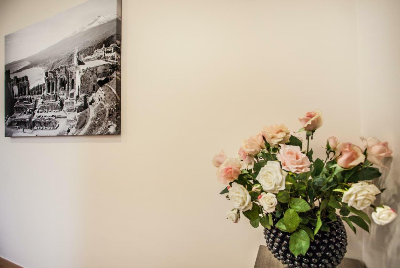 Casa Orchidea Azzurra Appartement Taormina Buitenkant foto